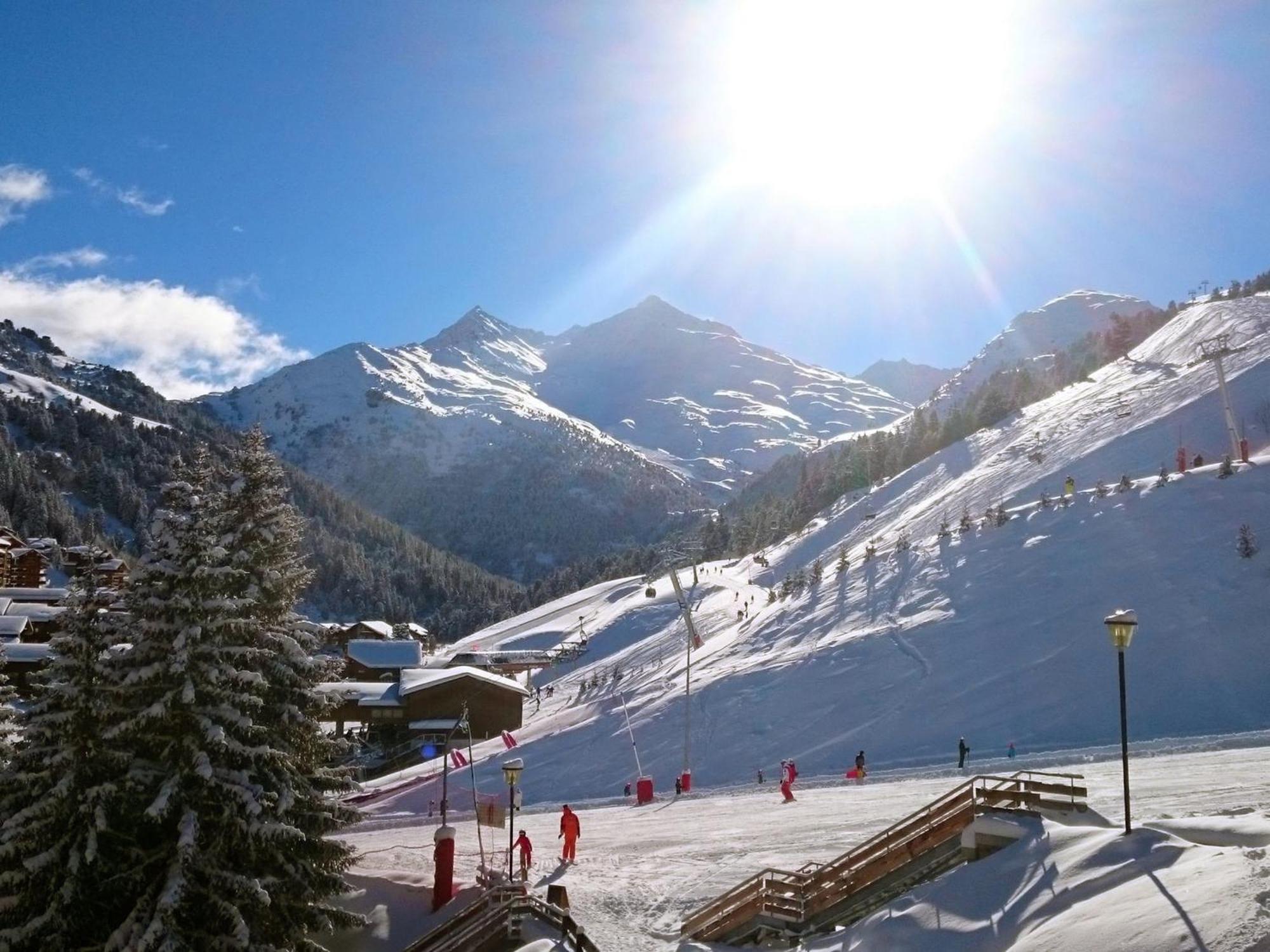 Appartement Ensoleille Avec Tv, Proche Pistes Et Commerces, Residence Plein Soleil, Les Allues - Fr-1-182-18 Мерибель Экстерьер фото